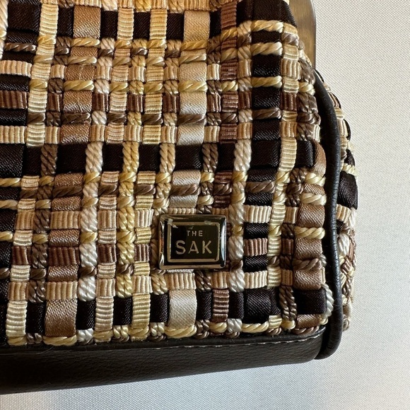 The SAK Brown Tan Basket Weave Clasp Rhinestones Bows Chic Evening Shoulder Bag - Picture 4 of 11